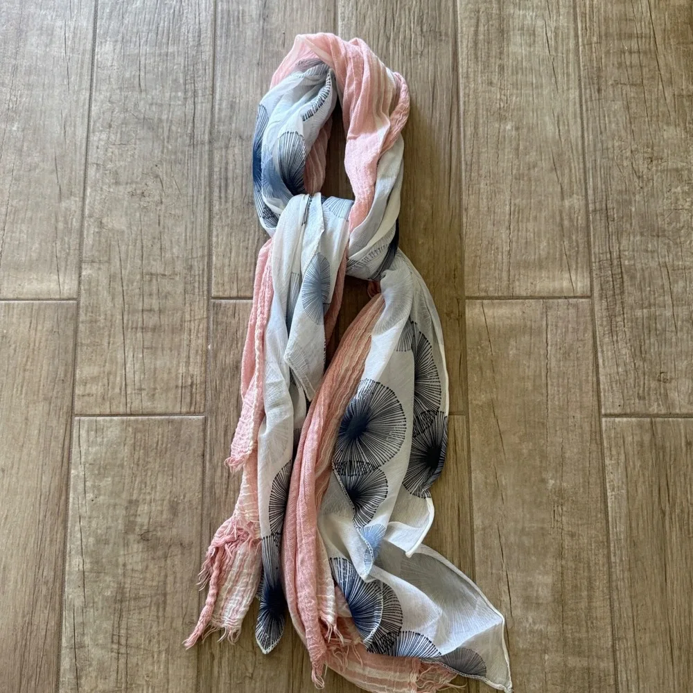 Pink Striped and Navy Blue Circle Print Lightweight Fringe Wrap Scarf‎